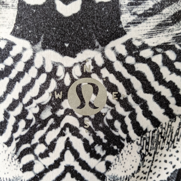 Rare Lululemon Wanderlust Highest Times Mesh Pant - Picture 5 of 8